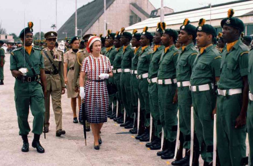 Barbados’ bid to abolish Queen’s accession to throne gains support as tourism thrives